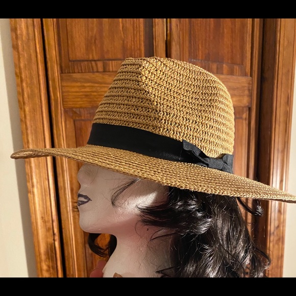 Hat - Picture 4 of 6